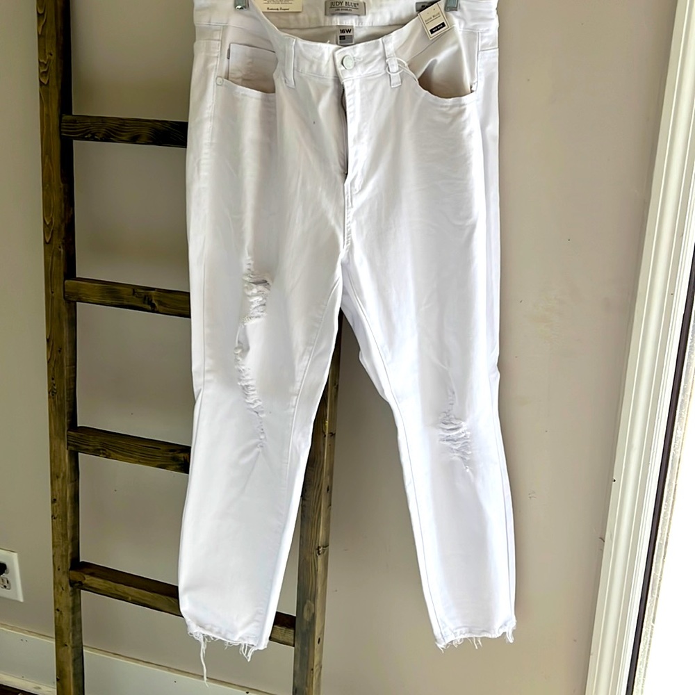 White Judy Blue jeans